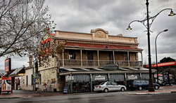 Royal Oak Hotel - Holiday Sunshine Coast 0