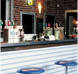 Oxford Hotel - Holiday Sunshine Coast