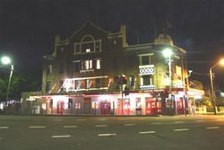 Captain Cook Hotel - Holiday Sunshine Coast 0