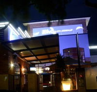 The Blvd Tavern - Holiday Sunshine Coast