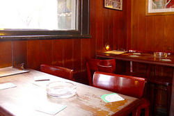 Napier Hotel - Holiday Sunshine Coast 2