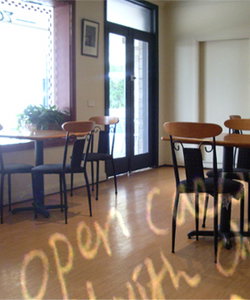 Charles Hotel - Holiday Sunshine Coast 3