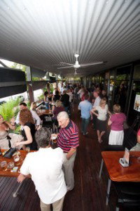 Top End Hotel - Sunshine Coast Tourism 3