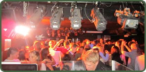 Scruffy Murphys - Holiday Sunshine Coast 0