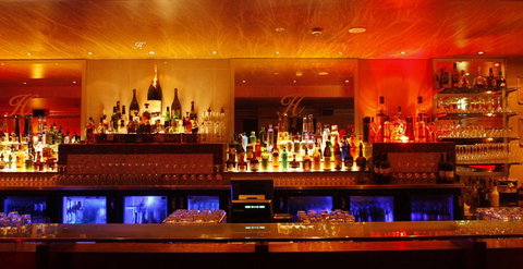 Hollywood Showgirls - Holiday Sunshine Coast 1