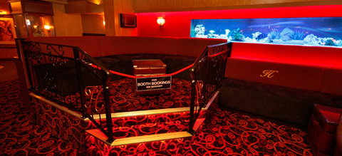 Hollywood Showgirls - Holiday Sunshine Coast 2