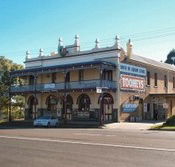Caledonia Hotel - Holiday Sunshine Coast