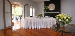 Golden City Hotel - Sunshine Coast Tourism 0