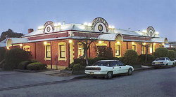 Newmarket Hotel Albury - Holiday Sunshine Coast 0
