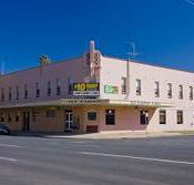 Railway Hotel - Holiday Sunshine Coast