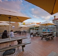 The Hawthorn Hotel - Sunshine Coast Tourism