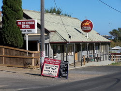 Old Hepburn Hotel - Sunshine Coast Tourism 0
