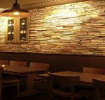 Vinothek Crown - Sunshine Coast Tourism