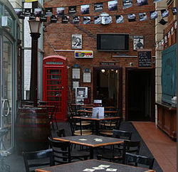 Scottish Chief's Tavern Brewery - Holiday Sunshine Coast 1