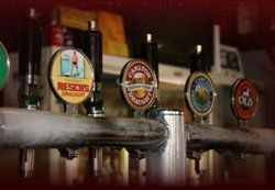 Araluen Valley Hotel - Sunshine Coast Tourism 1