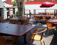Tudor Inn Hotel - Sunshine Coast Tourism 1