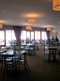 The Oxford Bathurst - Sunshine Coast Tourism 2