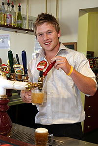 The Grand Terminus Hotel - Sunshine Coast Tourism 2