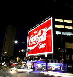 Trademark Hotel Lounge Bar And Piano Room - Holiday Sunshine Coast 2