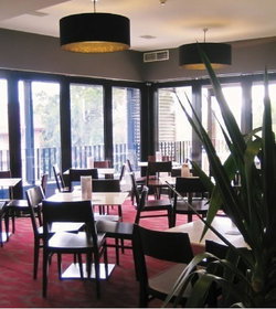 The Nags Head Hotel - Sunshine Coast Tourism 3