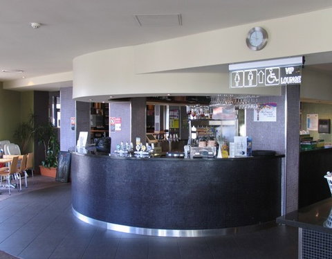 Gates Hotel - Sunshine Coast Tourism 2