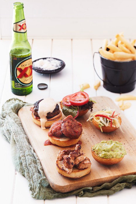 Deck Bar And Dining - Holiday Sunshine Coast 3