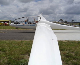 Bathurst Soaring Club - Sunshine Coast Tourism 0