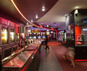 Ainslie Football And Social Club - Sunshine Coast Tourism 0
