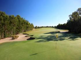 Pelican Waters Golf Club - Sunshine Coast Tourism 0
