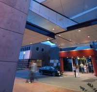 Gungahlin Lakes - Sunshine Coast Tourism