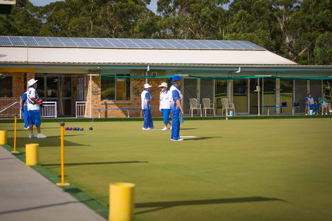 Lake Conjola Bowling Club - Holiday Sunshine Coast 0