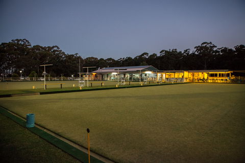 Lake Conjola Bowling Club - Holiday Sunshine Coast 1