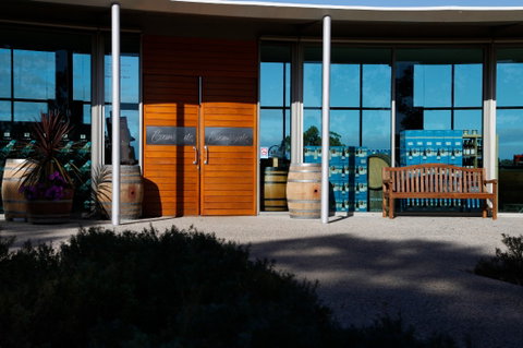 Evans & Tate - Sunshine Coast Tourism 4