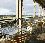 Balgownie Hotel - Sunshine Coast Tourism