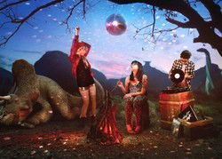Jurassic Lounge - Sunshine Coast Tourism 0