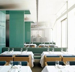 Icebergs Dining Room And Bar - Holiday Sunshine Coast 3
