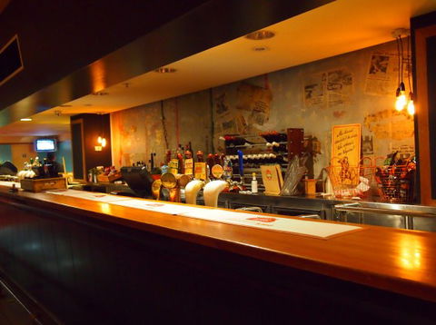 Sporters Bar - Sunshine Coast Tourism 0