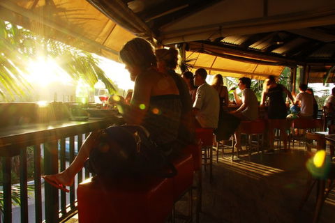 Balcony Bar And Oyster Co. - Holiday Sunshine Coast 4