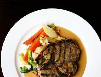 Giovanni's Restaurant & Pizzeria - Sunshine Coast Tourism 3