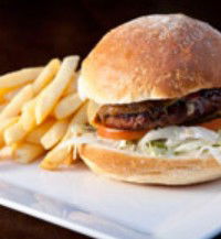 PJ's Irish Sports Bar & Bistro @ The Criterion Hotel - Sunshine Coast Tourism 3