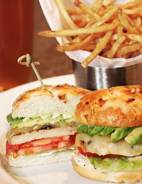 Yardhouse Bar & Brasserie - Sunshine Coast Tourism 0