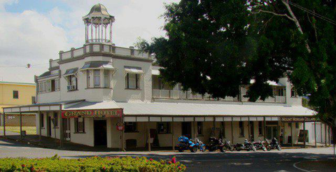 Grand Hotel (Mount Morgan) - Sunshine Coast Tourism 5