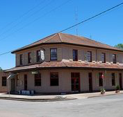 Heddon Greta Hotel - Sunshine Coast Tourism