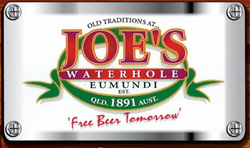 Joe's Waterhole Hotel - Holiday Sunshine Coast 0