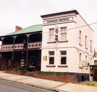 Minmi Hotel - Sunshine Coast Tourism