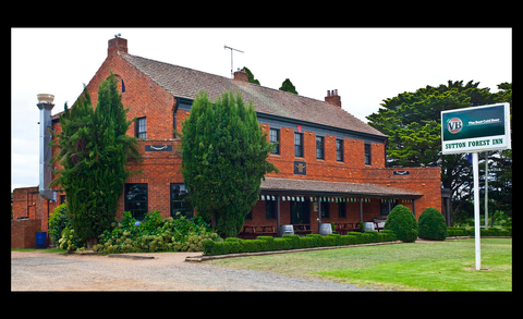 Sutton Forest Inn - Sunshine Coast Tourism 4