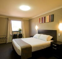 Blackbutt Inn - Sunshine Coast Tourism