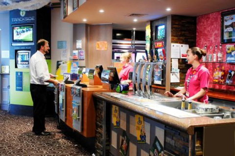 Hoppers Club - Holiday Sunshine Coast 9