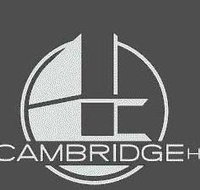 Cambridge Hotel - Holiday Sunshine Coast