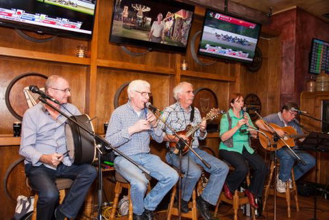 PJ Gallagher's Irish Pub Enfield - Sunshine Coast Tourism 1